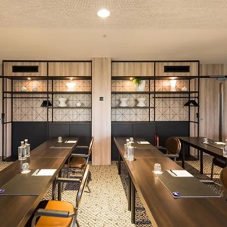 Hotel Der Valk Airporthotel