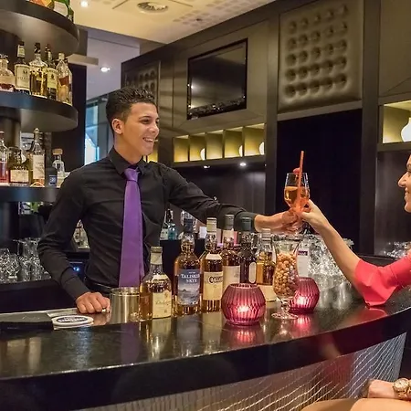 Hotel Der Valk Airporthotel