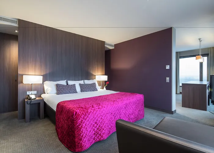 Der Valk Airporthotel 4*