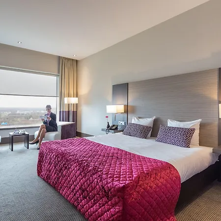 Отель Der Valk 4*